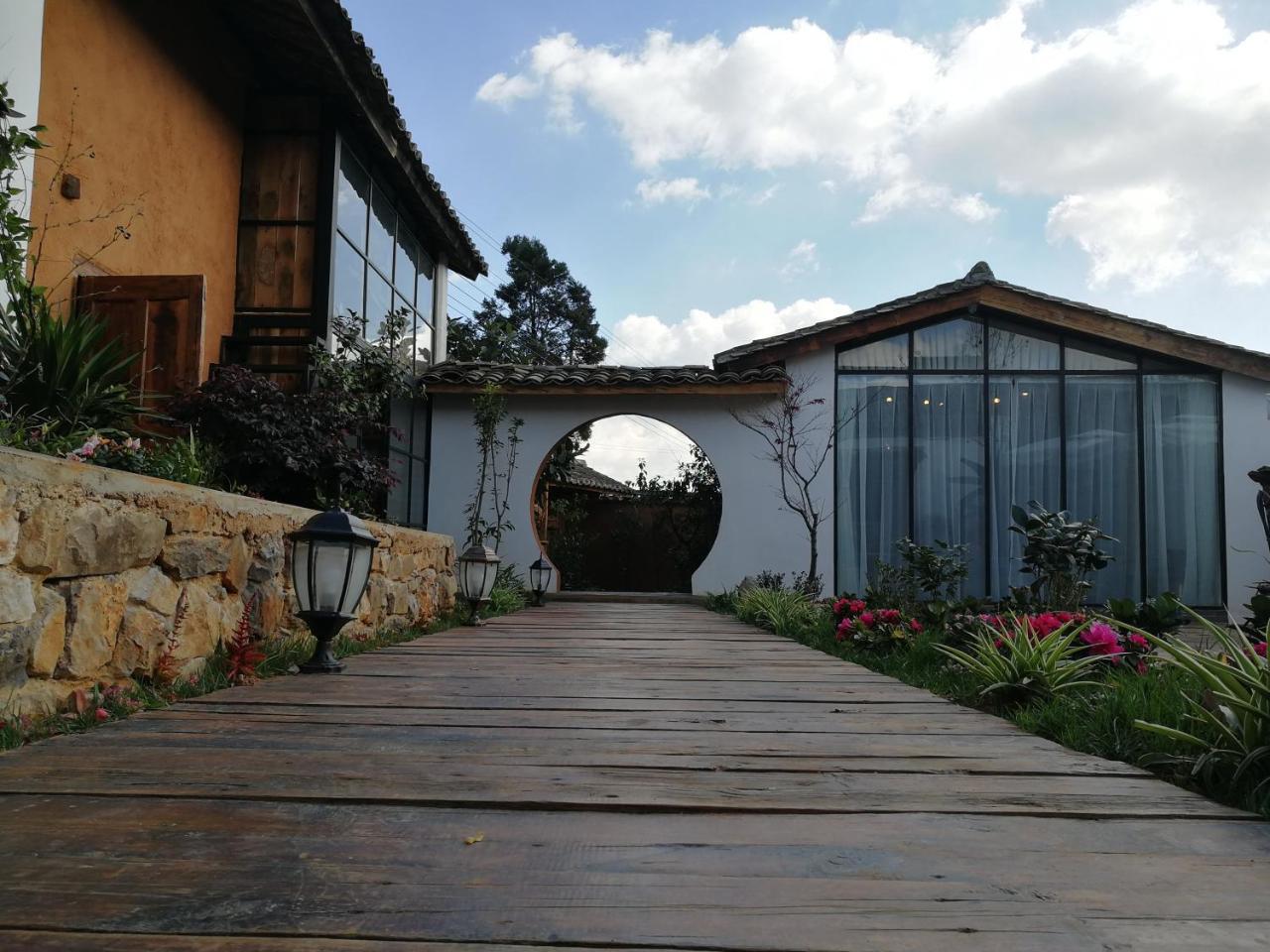 Yan Qi Si He Homestay Kunming Exterior foto